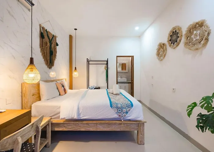Prime Location - Agatha 3 Bedroom Private Pool Ferienhaus *